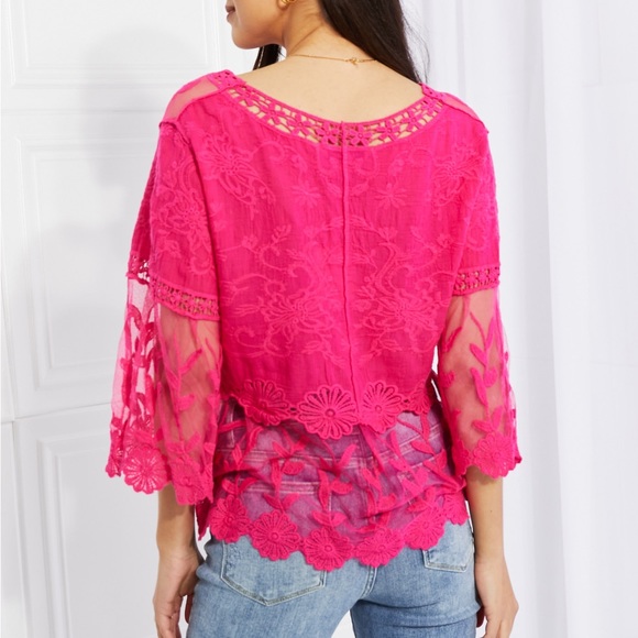 Davi & Dani Loose Turtle Neck Lace Mesh Lace Sheer Top